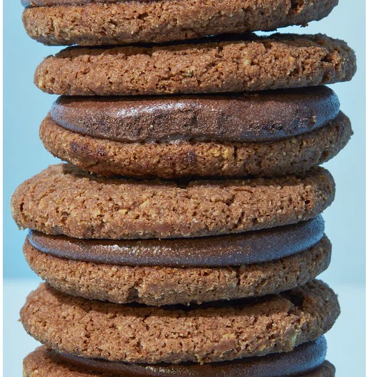 KoRo double oat biscuits with dark chocolate filling 180g - oat based cookie - Natural German